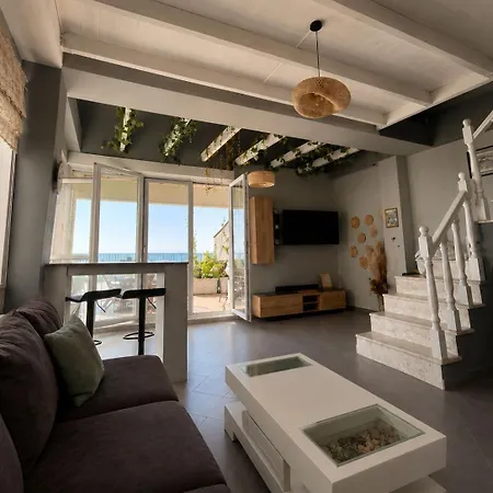 Beachfront Family Penthouse Apartment