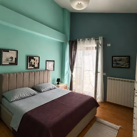 Beachfront Family Penthouse Golem (Tirana)